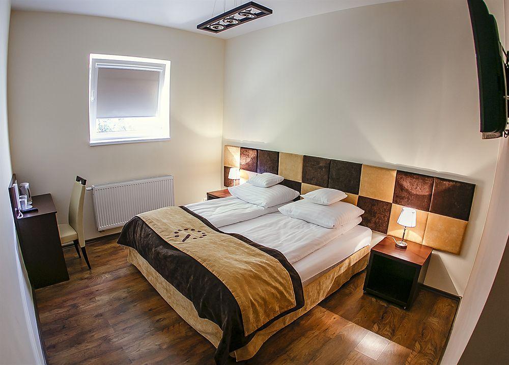 Boutique Hotel'S III Pilsudskiego Łódź Exterior foto